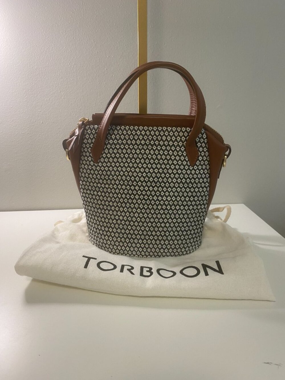 NWT Chicago Mini—Align / Salt & Pepper with Brown Leather by Toorbon - Picture 10 of 15